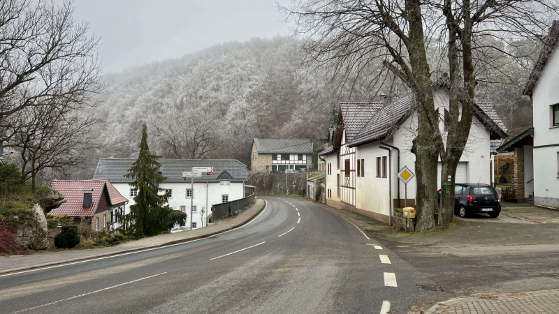 2023-03-03-EifelSchleife-Kakushoehle-und-Kartsteinhoehe_72