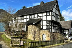 23-03-18-EifelSchleife-Ueber-den-Brotpfad
